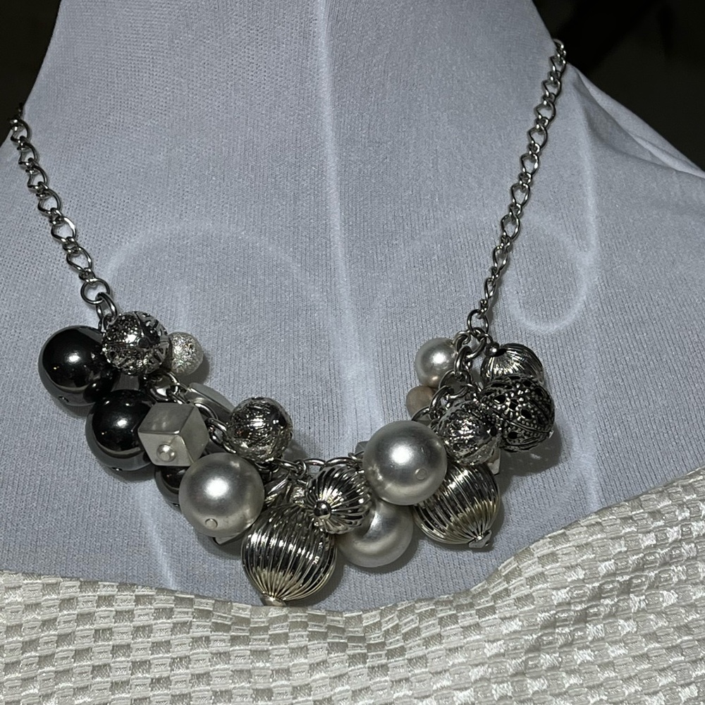 Elegant Silver and Black Bauble Beaded Necklace